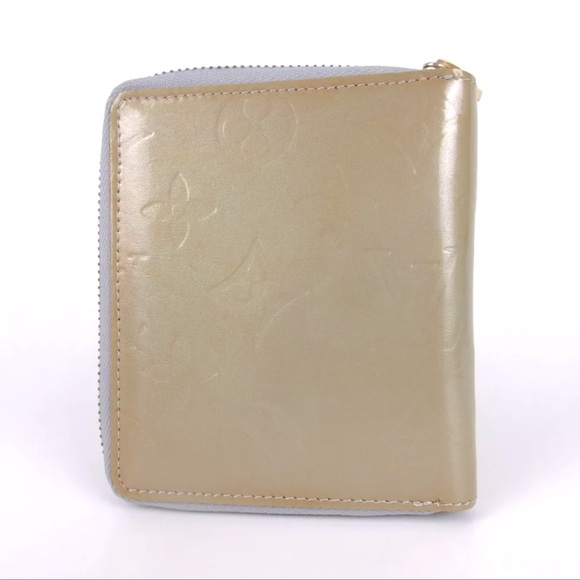 AUTH Louis Vuitton LV Vernis Wallet Card Holder Gold - Picture 2 of 10